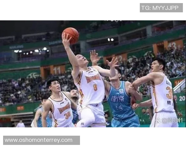 成都飞盘队与武汉飞盘队的速度对决赛后分析与战术探讨